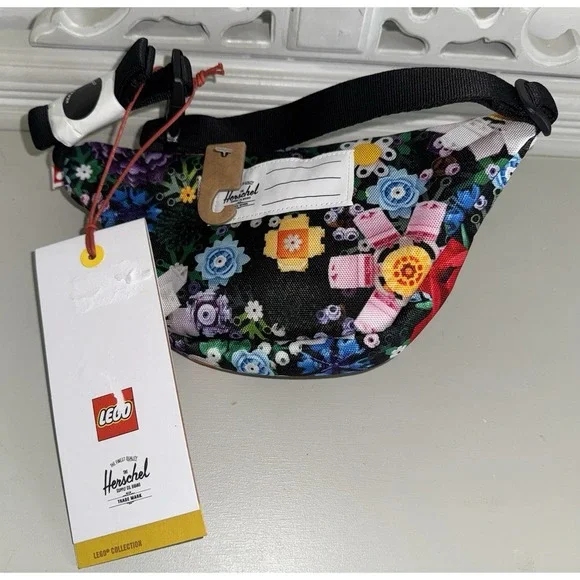 NWT Botanical Collection LEGO Herschel  Classic Hip Pack Garden Floral Fanny - Picture 6 of 6